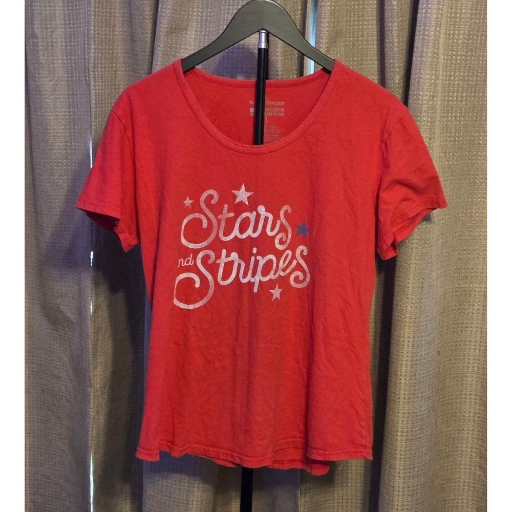 General Standard Stars And Striped Graphic T-Shirt Women's‎ Size Large Red